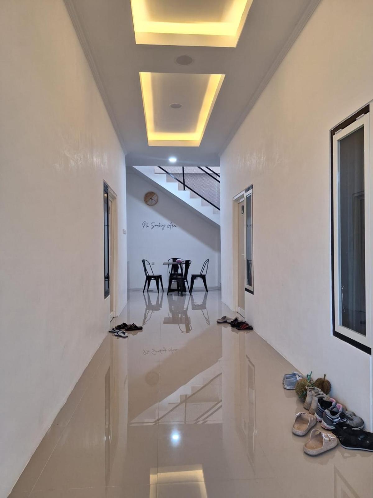 Wangi Homestay Banyuwangi  Exterior photo